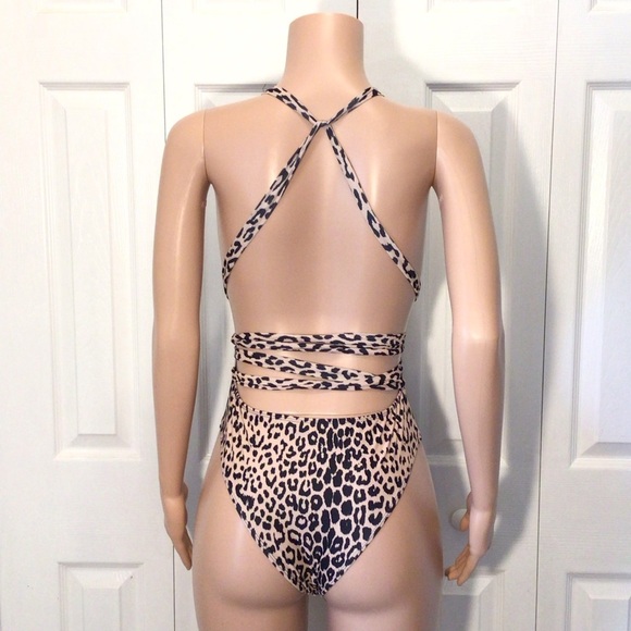 NWOT Womens Leopard Print Tie Wrap Around One Piece Swimsuit Size Small - Picture 8 of 13